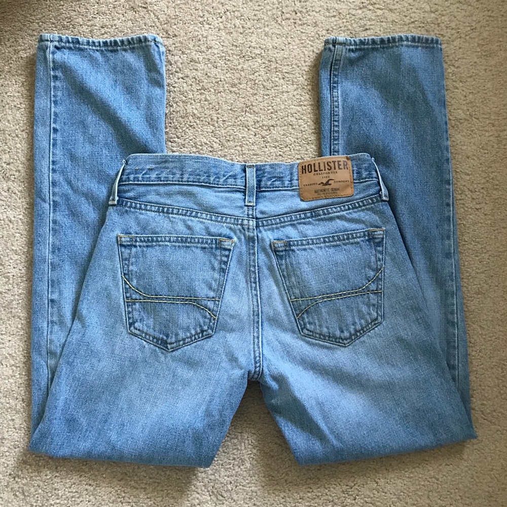 Hollister light-washed jeans! - Picture 2 of 4